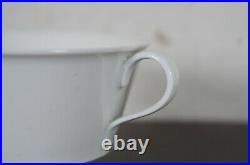12 Antique Berlin KPM Arkadia Urania White Porcelain Tea Coffee Cups & Case
