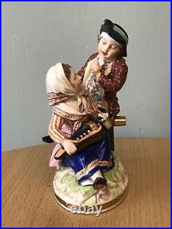 ANTIQUE EARLY 19THC BERLIN KPM PORCELAIN GROUP, BOY & GIRL WITH HURDY GURDY c1830