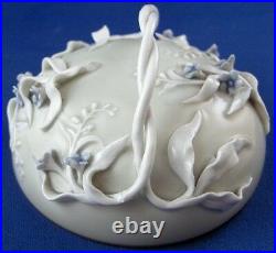 Antique KPM Berlin Porcelain Art Nouveau Celadon 3D Flowers Box Porzellan Dose