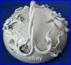 Antique KPM Berlin Porcelain Art Nouveau Celadon 3D Flowers Box Porzellan Dose