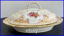 KPM Royal Berlin Porcelain, Reliefzierat, Oval Covered Serving Dish, 1914-1919