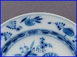 Late 18th Century KPM Berlin Hand Painted Blue Onion 9 3/8 Inch Plate